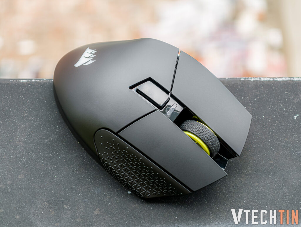 Trên tay CORSAIR SCIMITAR ELITE WIRELESS SE