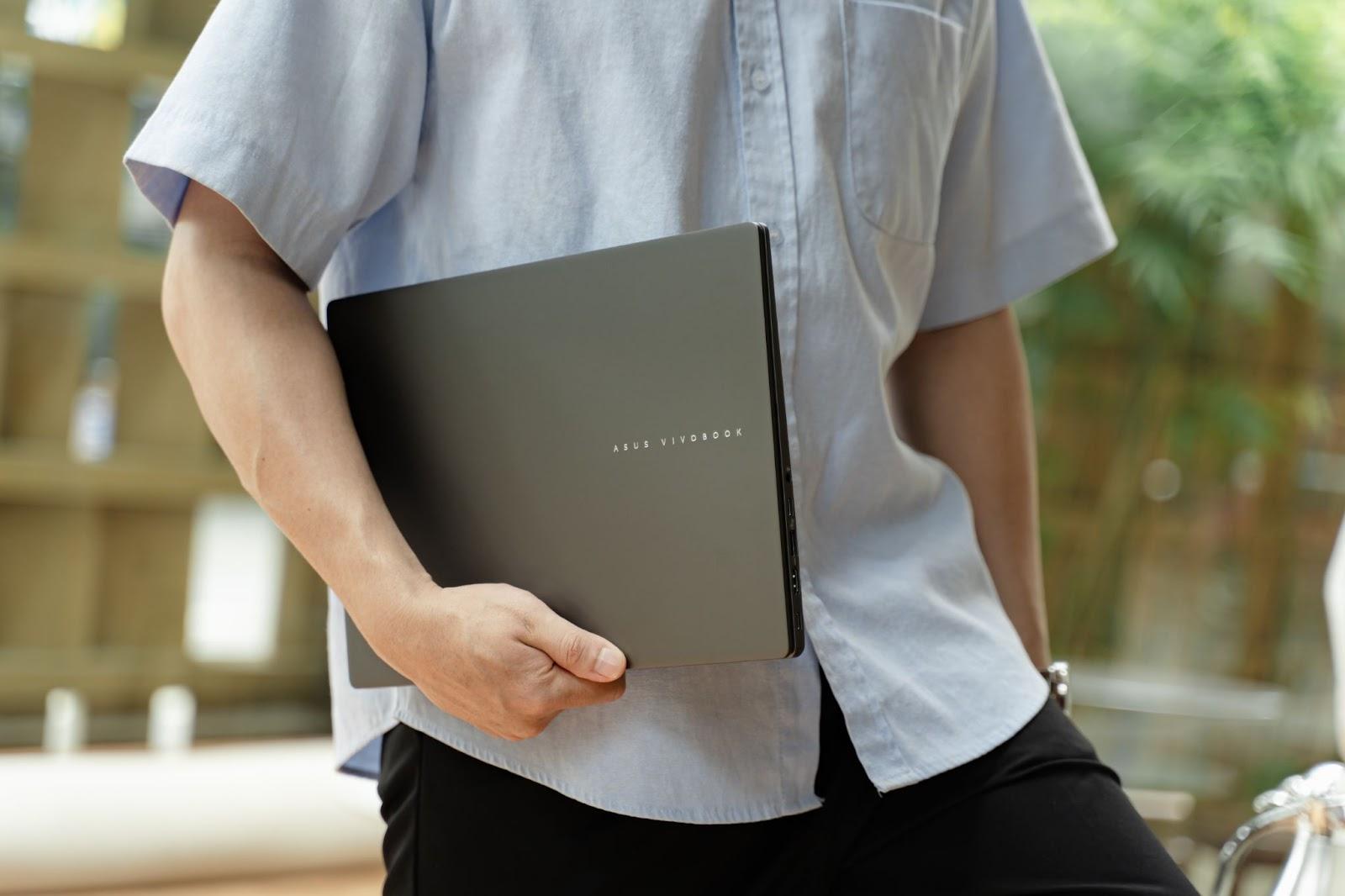 ASUS