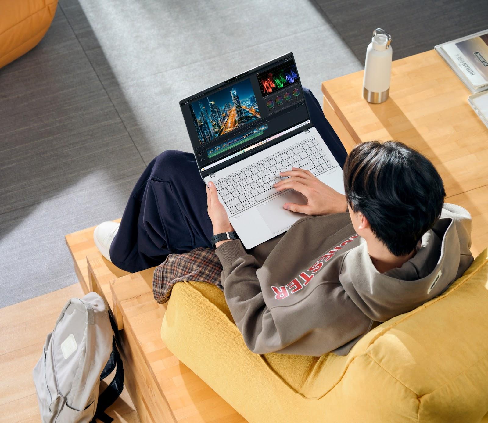 ASUS