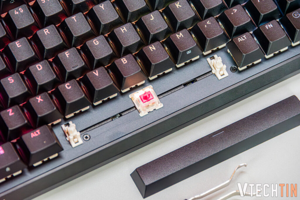 Trên tay Cosair Vanguard 96