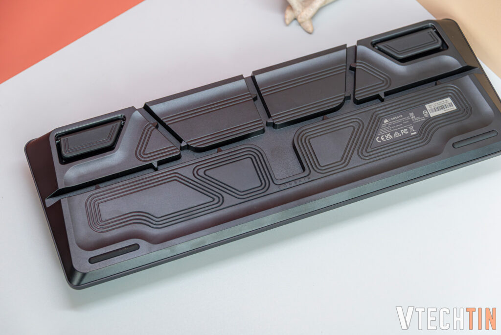 Trên tay Cosair Vanguard 96