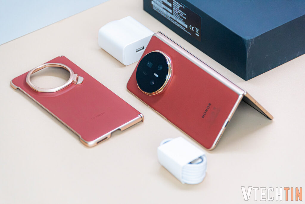 Trên tay HONOR Magic V5