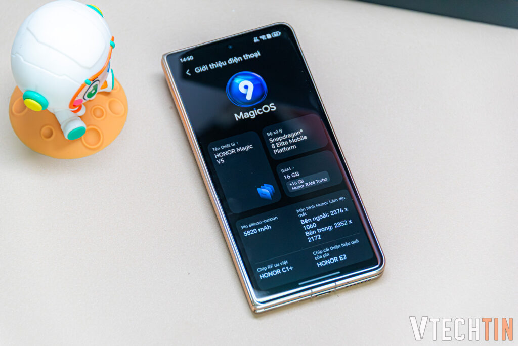 Trên tay HONOR Magic V5