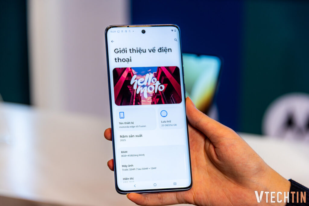 Trên tay Motorola Edge 60 FUSION