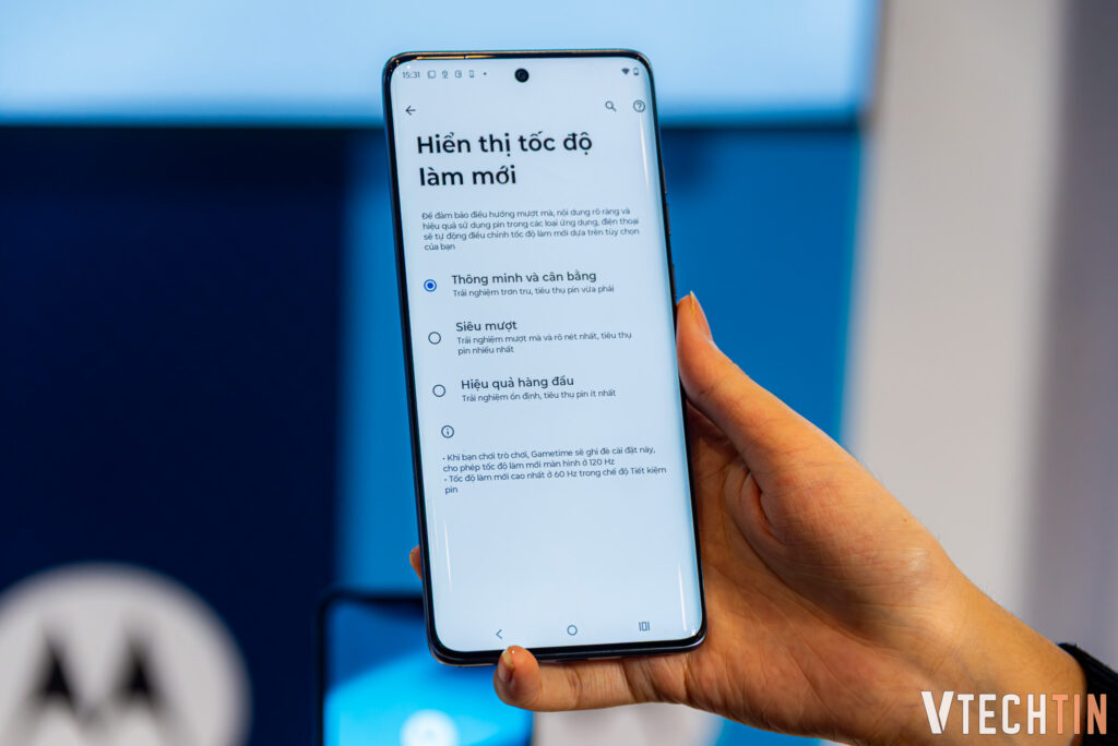 Trên tay Motorola Edge 60 FUSION