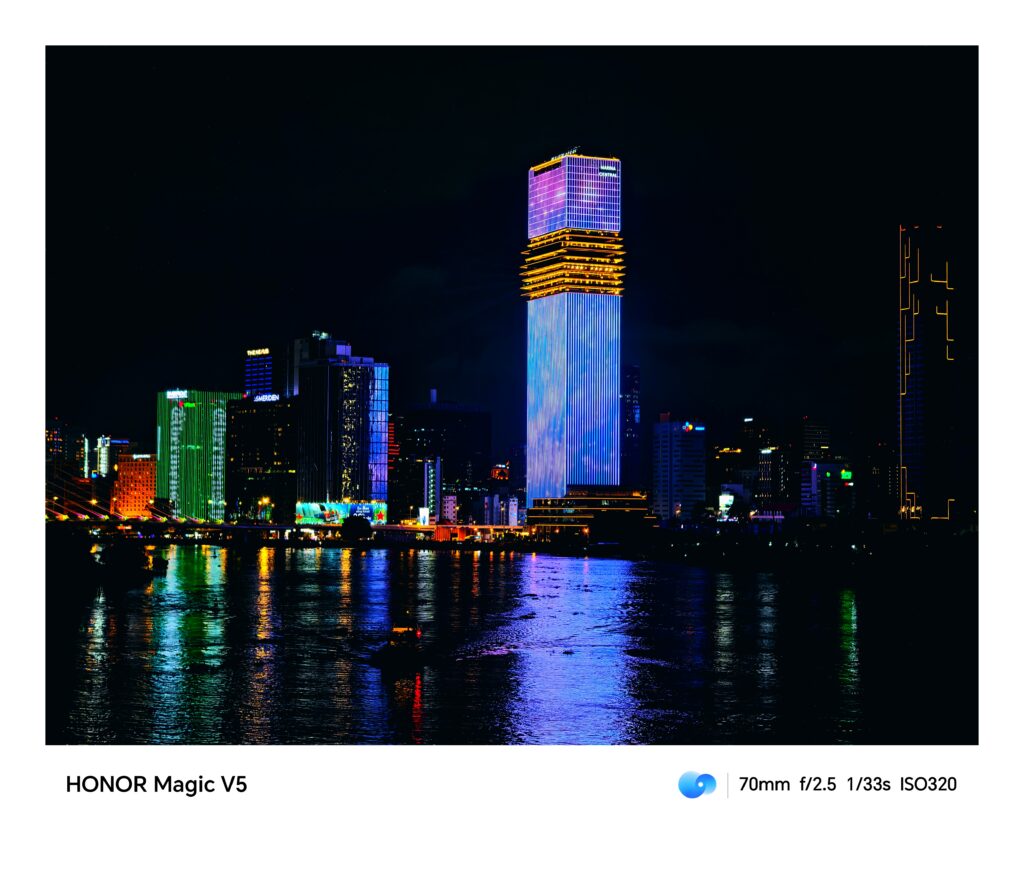 Trên tay HONOR Magic V5