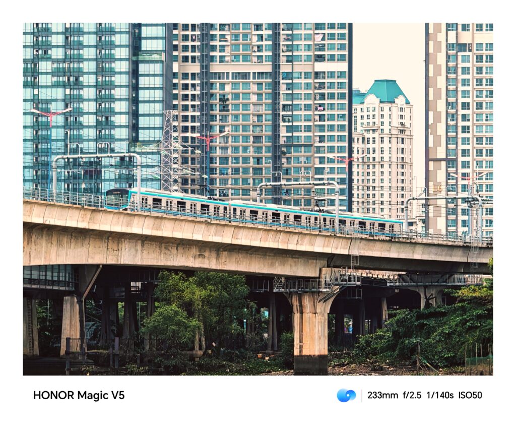 Trên tay HONOR Magic V5