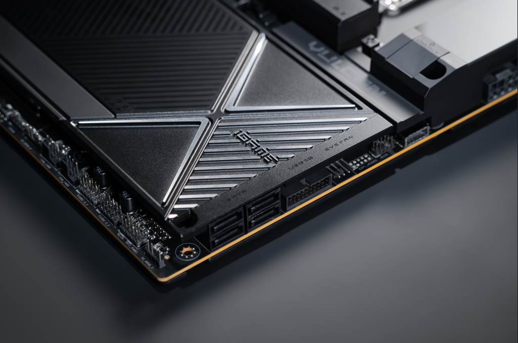 iGame X870E VULCAN OC