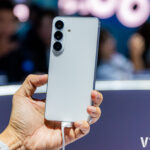 Trên tay Galaxy S26, S26+ lựa chọn an toàn ở phân khúc cao cấp