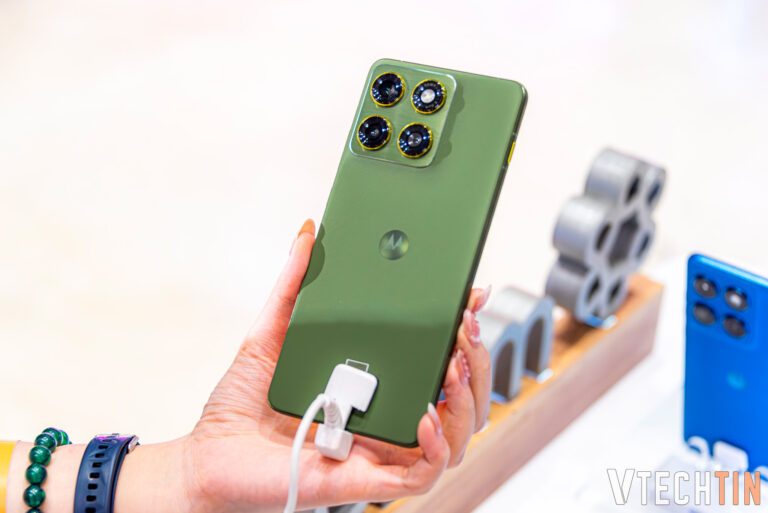 Trên tay Motorola Edge 70 – nhẹ hơn cả iPhone Air