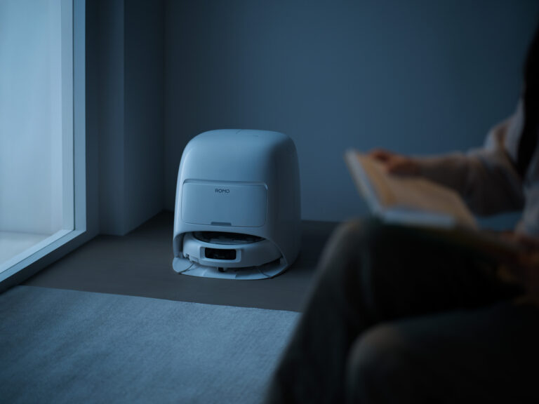 DJI RA MẮT ROBOT HÚT BỤI THÔNG MINH DJI ROMO –  CÔNG NGHỆ DRONE TRONG NGÔI NHÀ CỦA BẠN