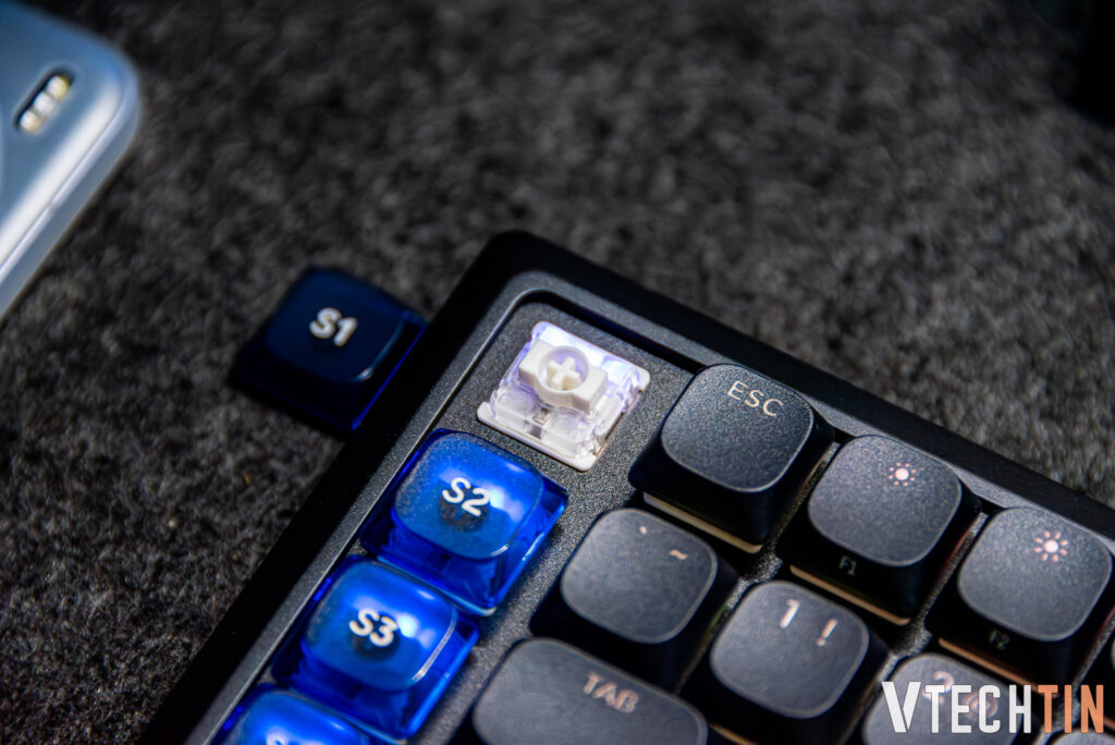 CORSAIR Vanguard Air 99 Wireless