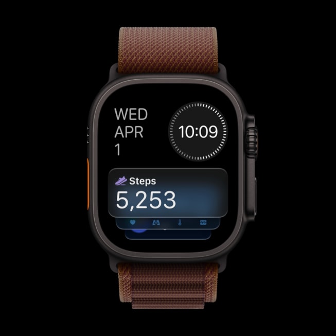 Apple Watch Ultra 4 hiển thị số bước của người dùng.