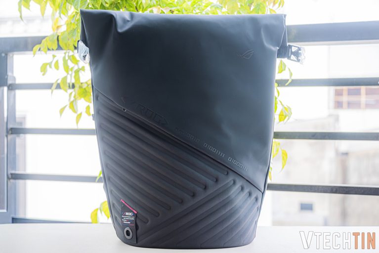 Trên tay ROG SLASH Backpack 4.0 – thiết kế thông minh, không gian khủng