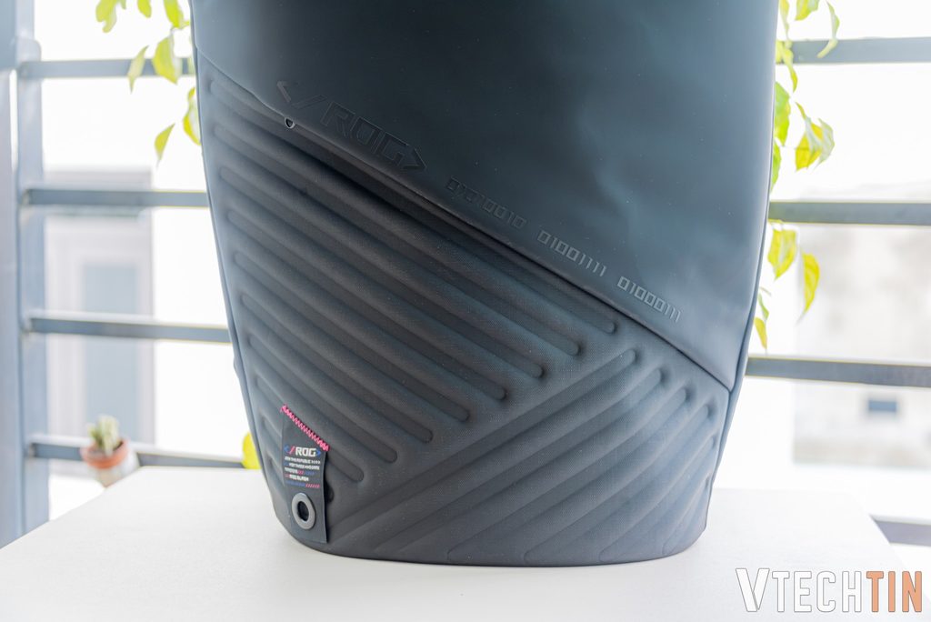 ROG SLASH Backpack 4.0
